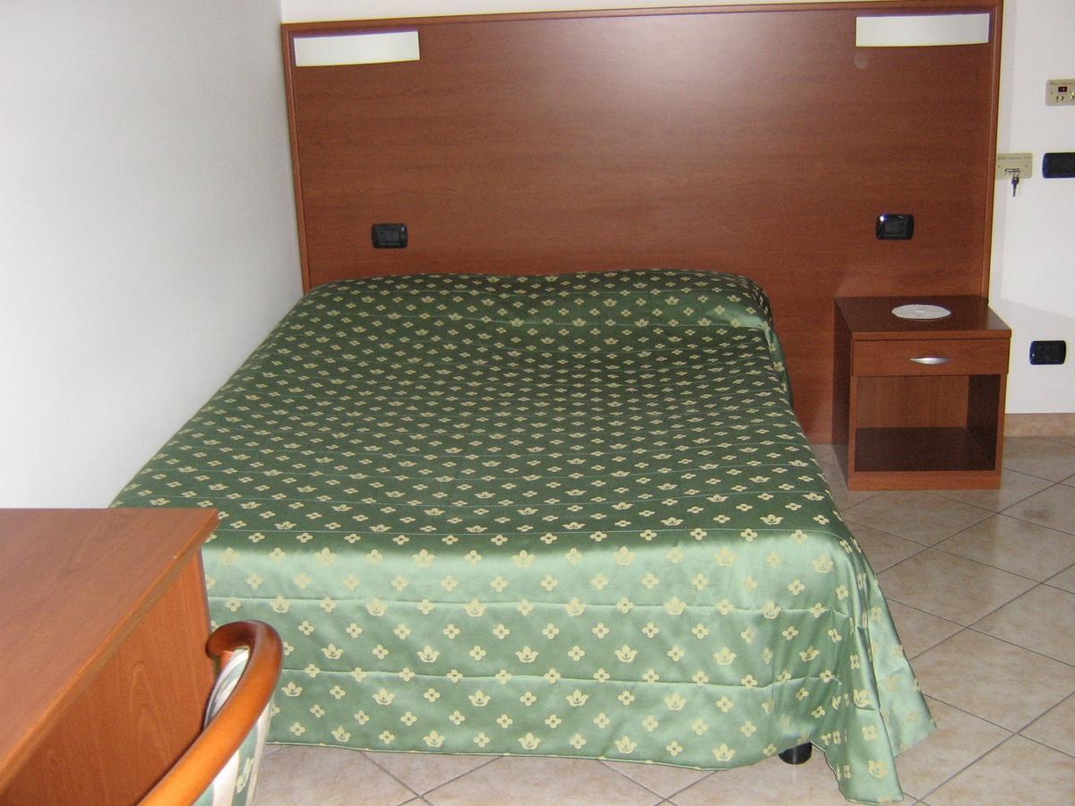 Hotel Sanremo Ceva 部屋 写真